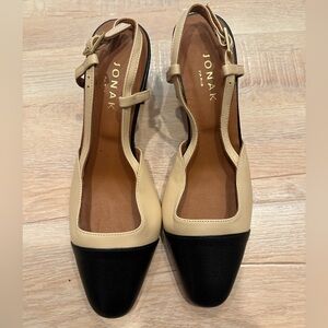 Sling back Mary Janes with Heel. Brand New, Never Worn